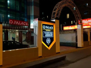 Q Palace