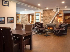 The Brander Lodge Hotel and Bistro