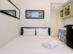 Stylish Studio The Springlake Summarecon Bekasi Apartment