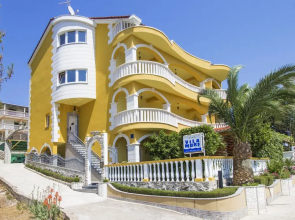 Vila More