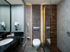 Siam Elegance Hotels & Spa