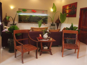3 Monkeys Villa Hotel