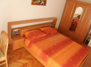 Sunny Family Apartment