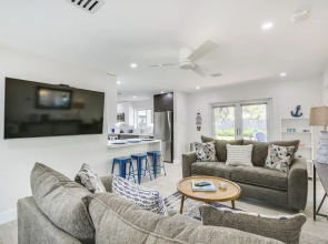 Fort Lauderdale Vacation Rental ~ 8 Mi to Beaches!