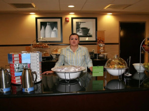 Hampton Inn & Suites Merced