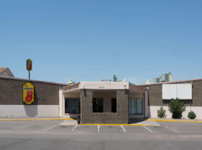 Super 8 by Wyndham Sterling CO