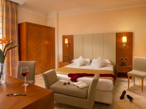 Suite Opera Rooms