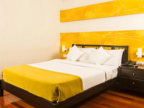 Siesta Star T. Nagar