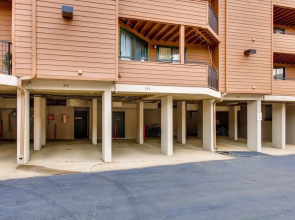 233 Marina Place