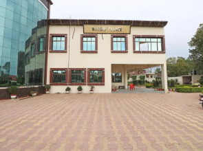 Shivam Palace by OYO Rooms