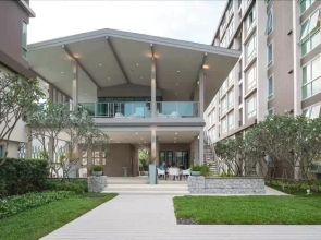 Baan Peang Ploen by Pim