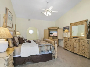 Bradford Ct. 522, Marco Island Vacation Rental 3 Bedroom Home by Redawning