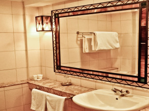 The Heron By Sarovar Portico India