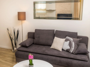 Apartments & Rooms Danivan Pool Villas