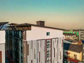 Blue Sky Residence Airport