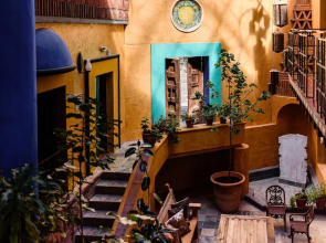 Riad Mellado by Grupo Afekto