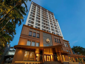 Amora Hotel Tapae Chiang Mai