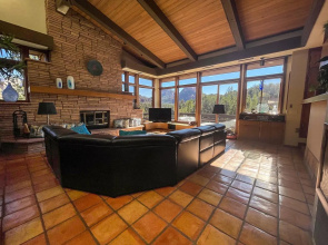 3-acre Private Designer Villa-borders Forest-forever Views
