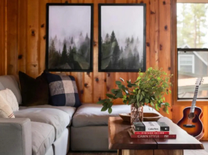 Cougar Lodge by AvantStay Private Character Cabin in Big Bear w Large Patio