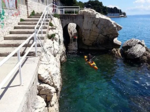 Kameni Val