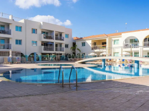 Quint - 2-Bedroom Apt & Pool in Protaras