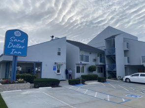 Sand Dollar Inn