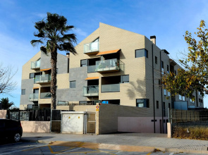 Apartamento Amplio. Vistas A La Playa