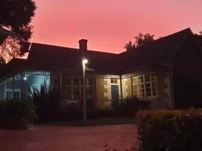 Bellevue Manor Guest House