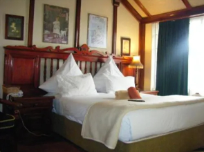 Tudor Lodge