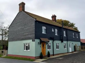 Lawson Cottage B&B