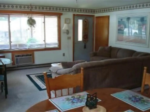 Lake Winnipesaukee Motel