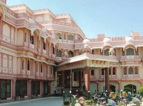 Hotel Raj Vilas Place