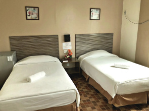 Pura Vida Resort