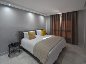 Suites Hotel Le Yacht