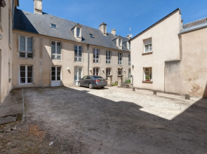 Le Petite Maison