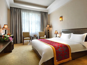 Yading Yizhan Hotel
