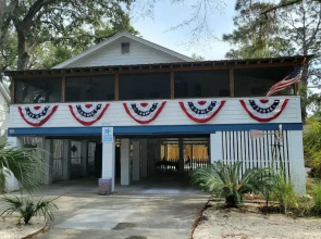 16 6th Avenue by Tybee Vacation Rentals