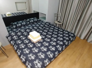 Lux. Two bedrooms. 17 Baseina St. Centre of Kiev