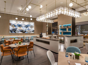 Hilton Garden Inn Shenzhen World Exhibition & Convention Center