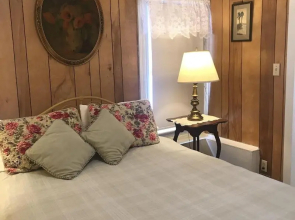 The Inn at Starlight Lake