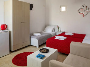 John Akroyiali rooms