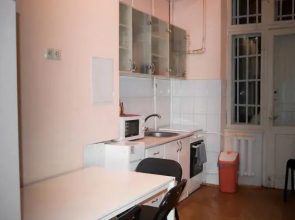 Mini Budget Hotel Central Home