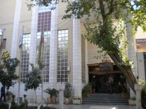 Shiraz Parseh Hotel
