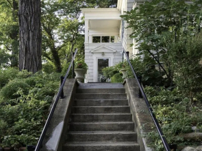 The Harbor Rose Bed & Breakfast