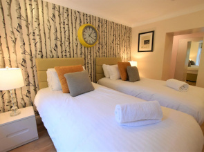 Clifton Serviced Apartments