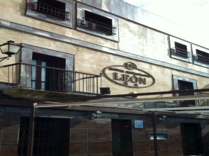 Hostal Restaurante Leon
