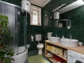 Guesthouse Apartments ZR