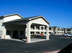 American Inn & Suites