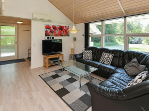 Sprawling Holiday Home With Sauna at Norre Nebel
