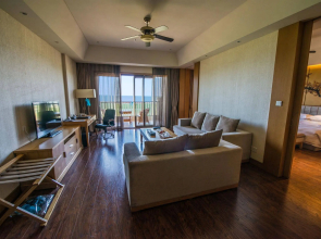 Arcadia seaside holiday hotel Beidaihe